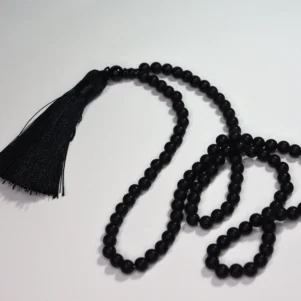 Mala din onix mat de 6 mm, 108 mărgele și ciucure negru